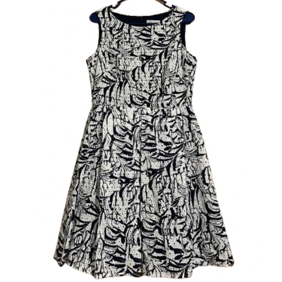 NM Neiman Marcus Navy & White Abstract Print A-Line Eyelet Dress Sz-S - Picture 1 of 7